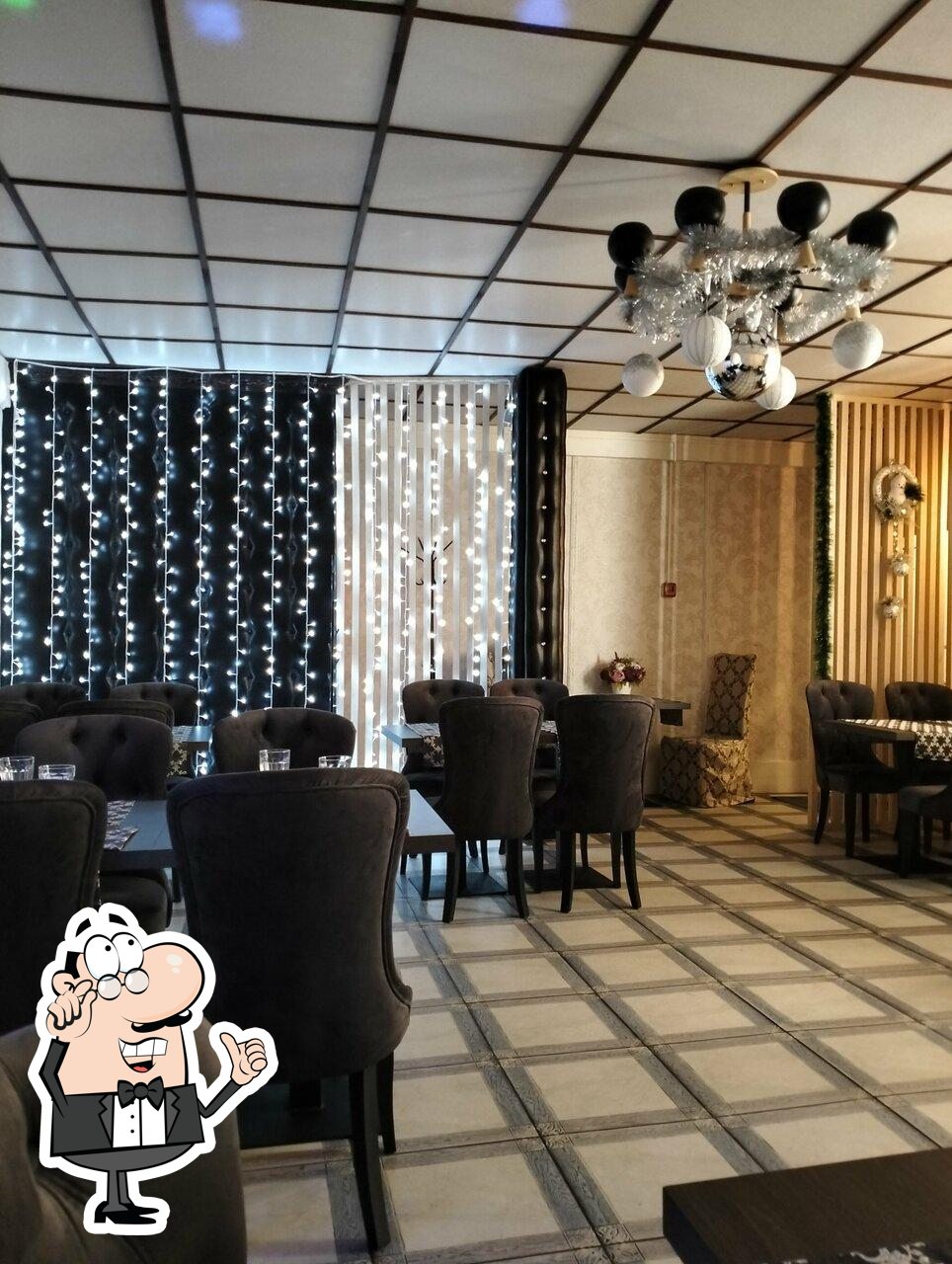 Забронируйте столик в "У моста".