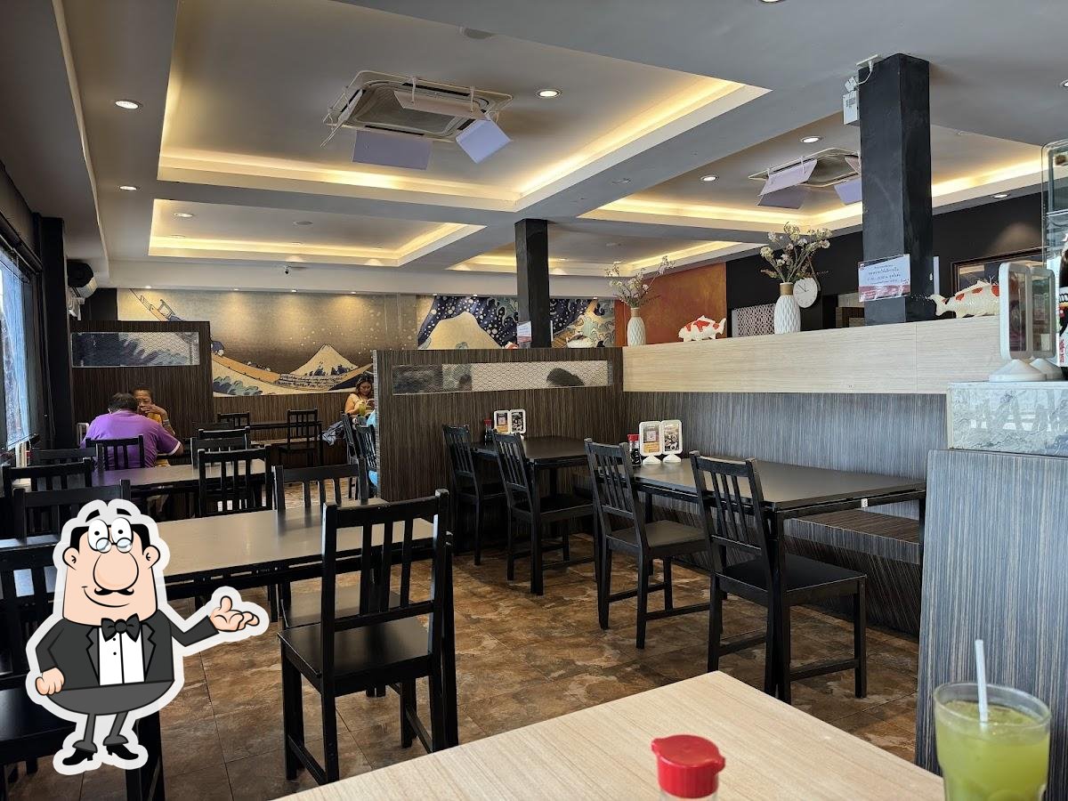 Интерьер "Tsunami sushi buffet".