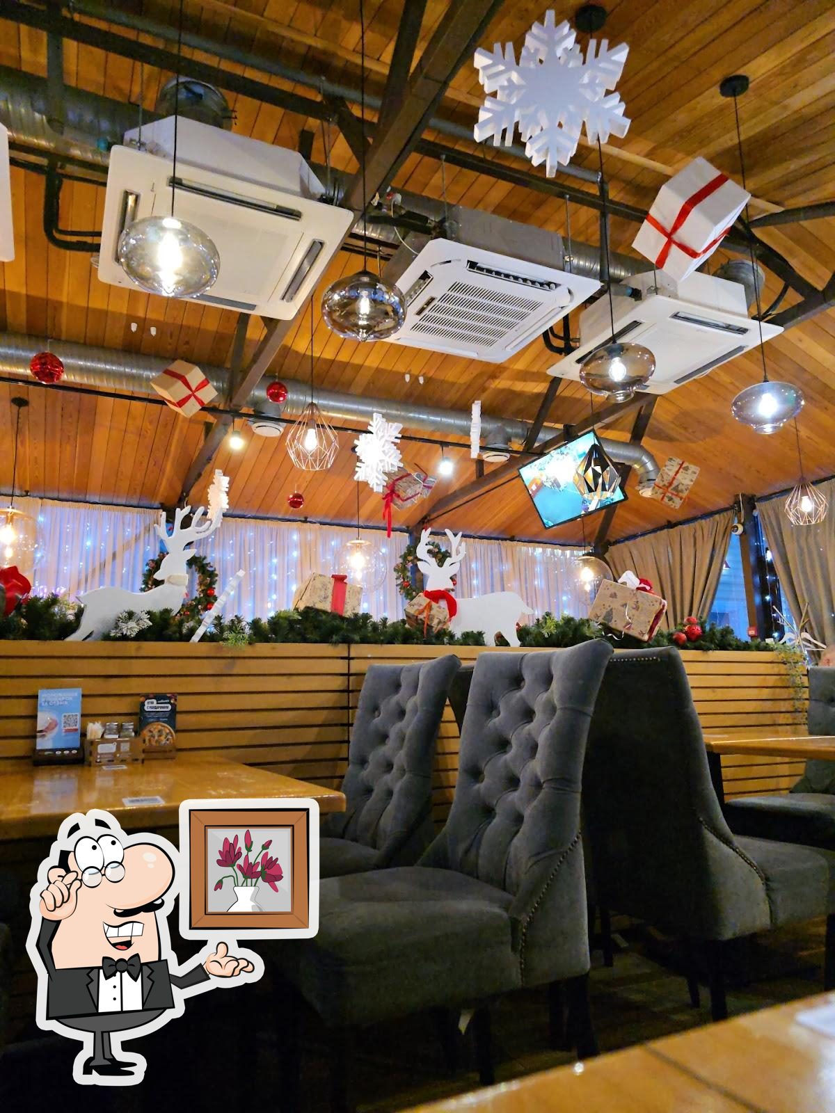 Интерьер "ПиццаФабрика".