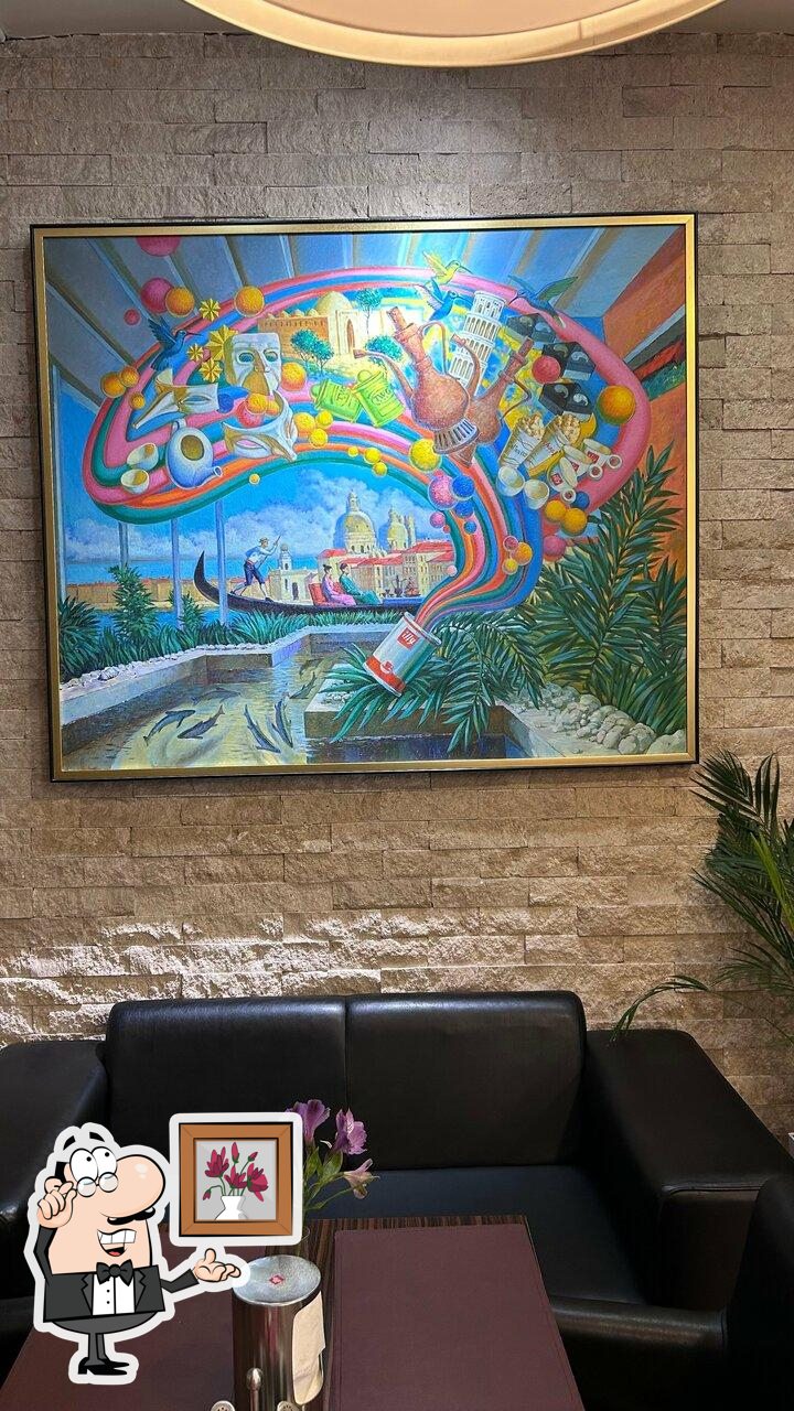 Забронируйте столик в "Caffee'issimo".