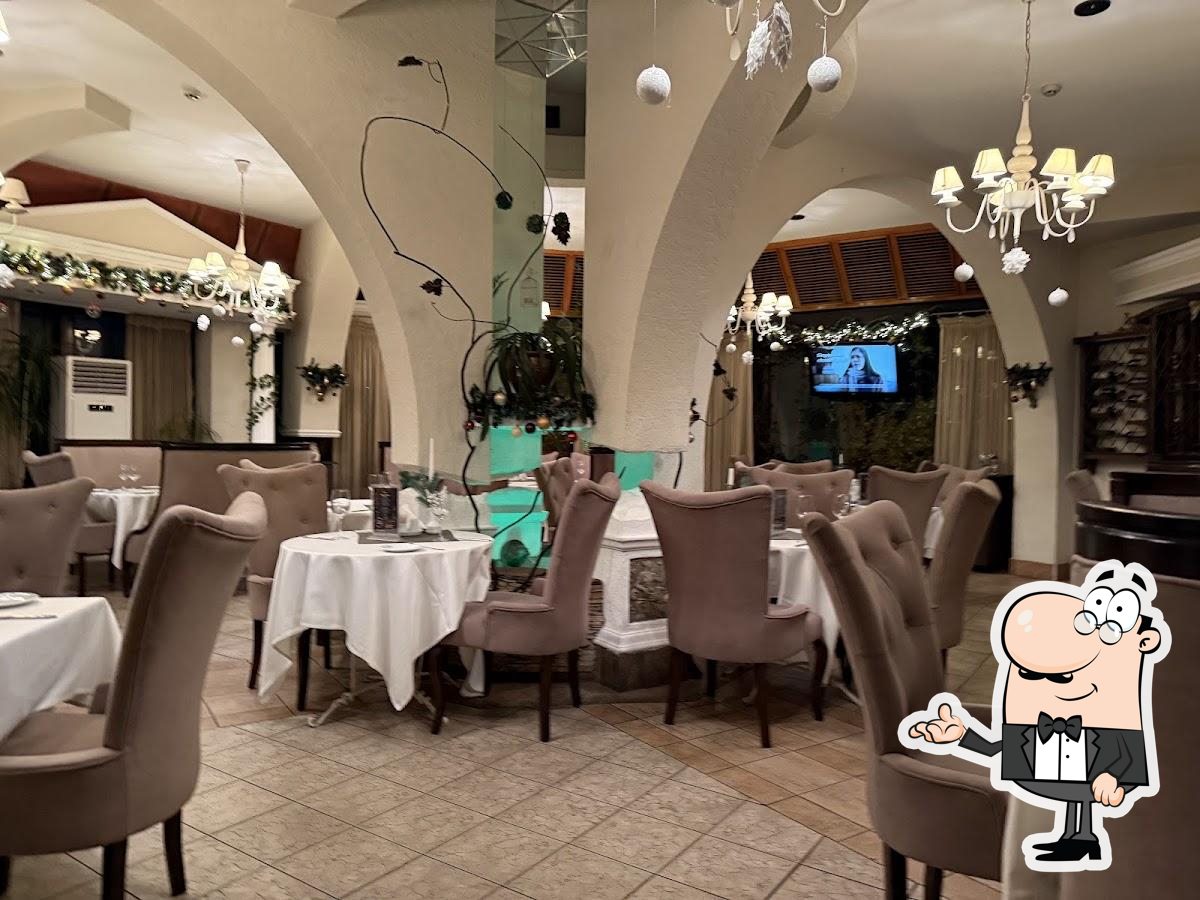 Интерьер "La Roma".