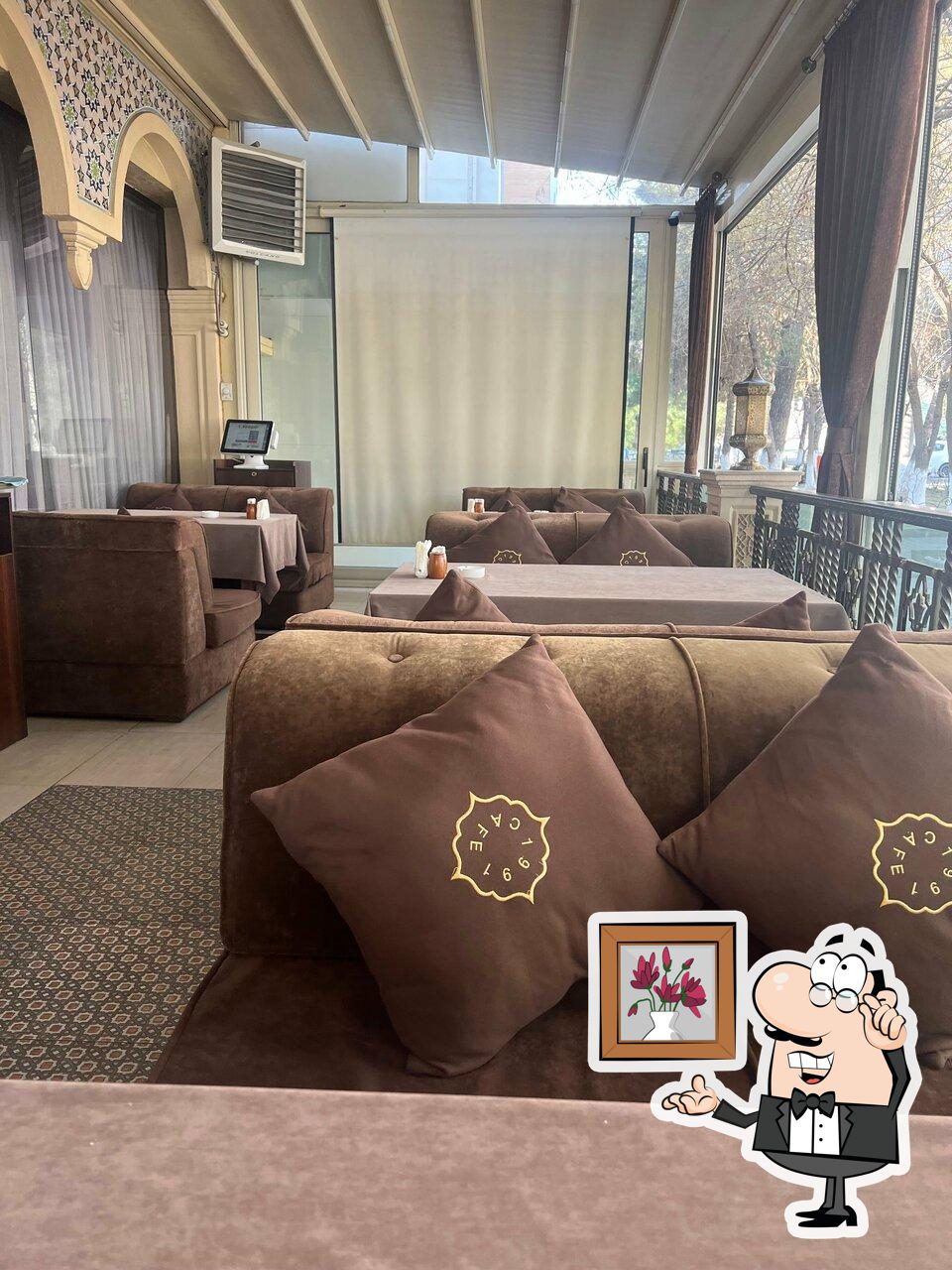 Интерьер "Cafe 1991 Tashkent".