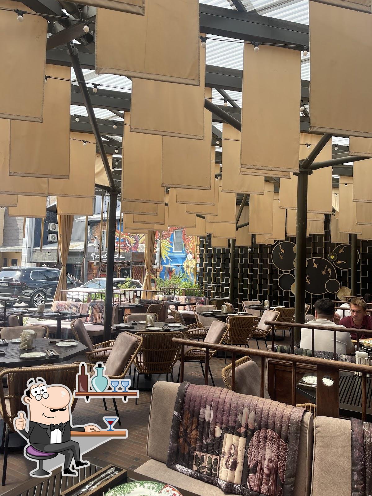 Забронируйте столик в "Миллионка".