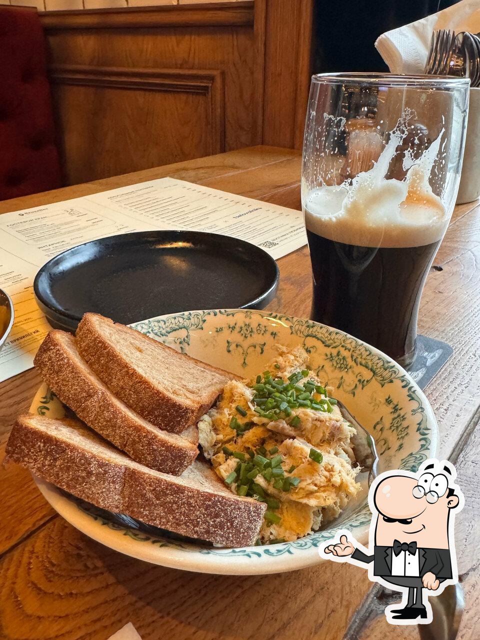 Посмотрите на внутренний интерьер "Брюссель".