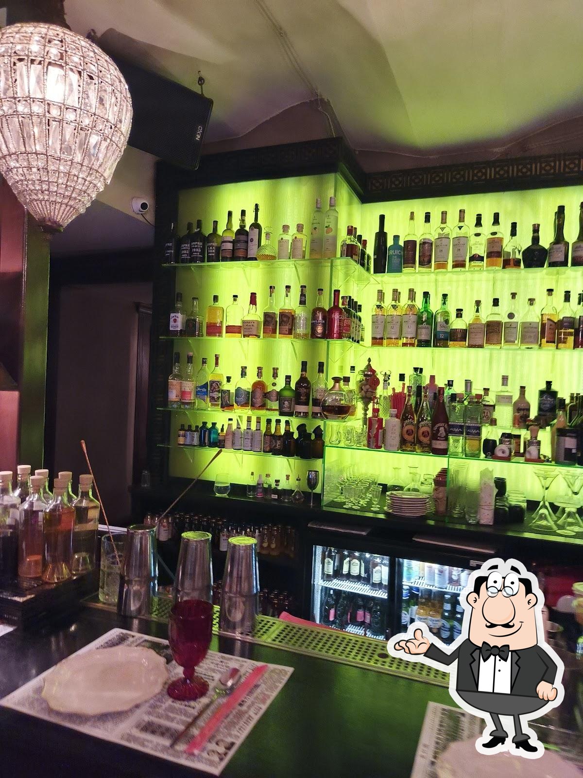 Забронируйте столик в "Китайская грамота".