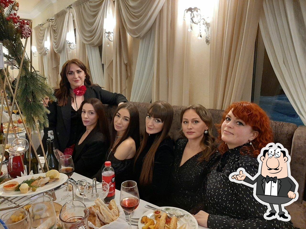 Забронируйте столик в "Bravis".
