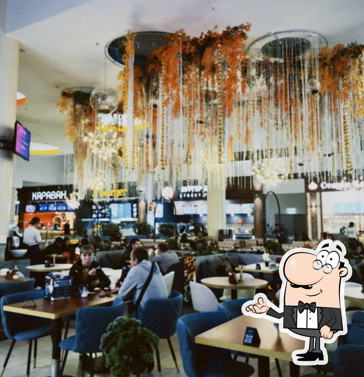Забронируйте столик в "Sushi Bistro".