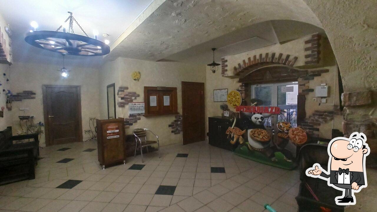 Забронируйте столик в "Pizzeria".