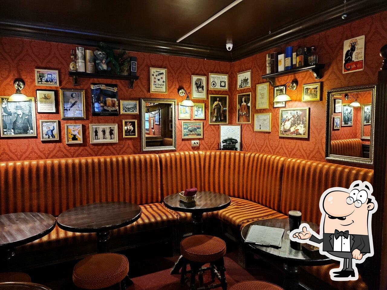 Забронируйте столик в "Cheshire Cat&Cheese".