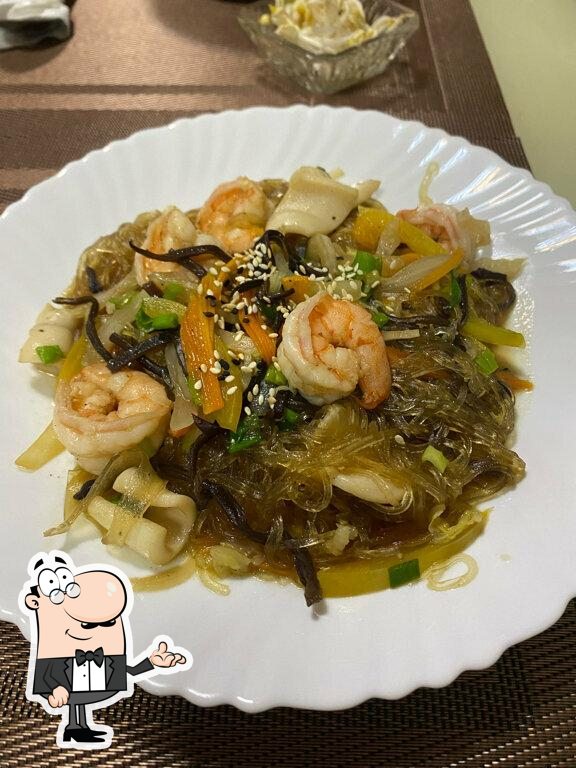 Забронируйте столик в "Pho viet".