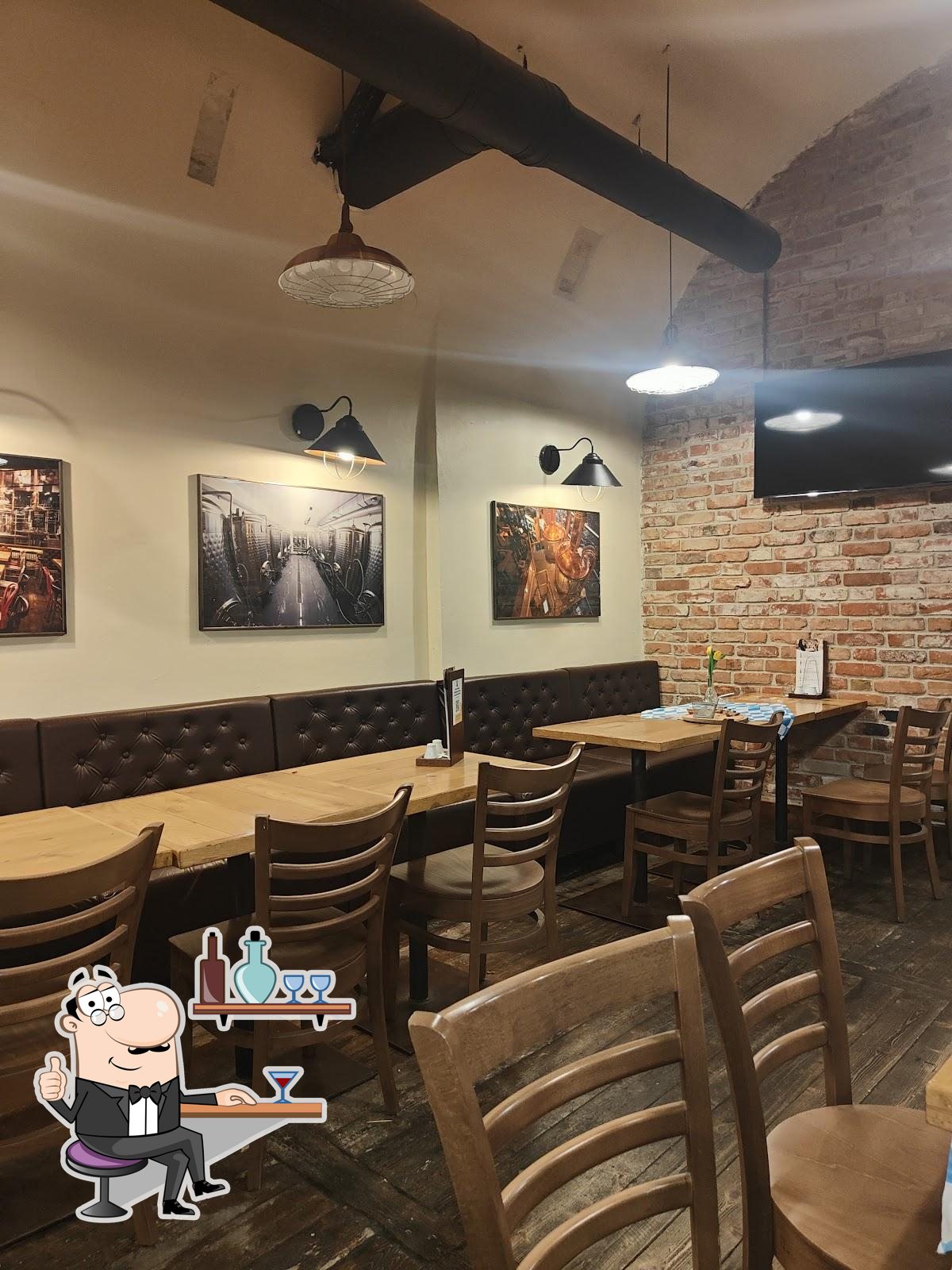 Забронируйте столик в "Bierhalle KRAKÓW".