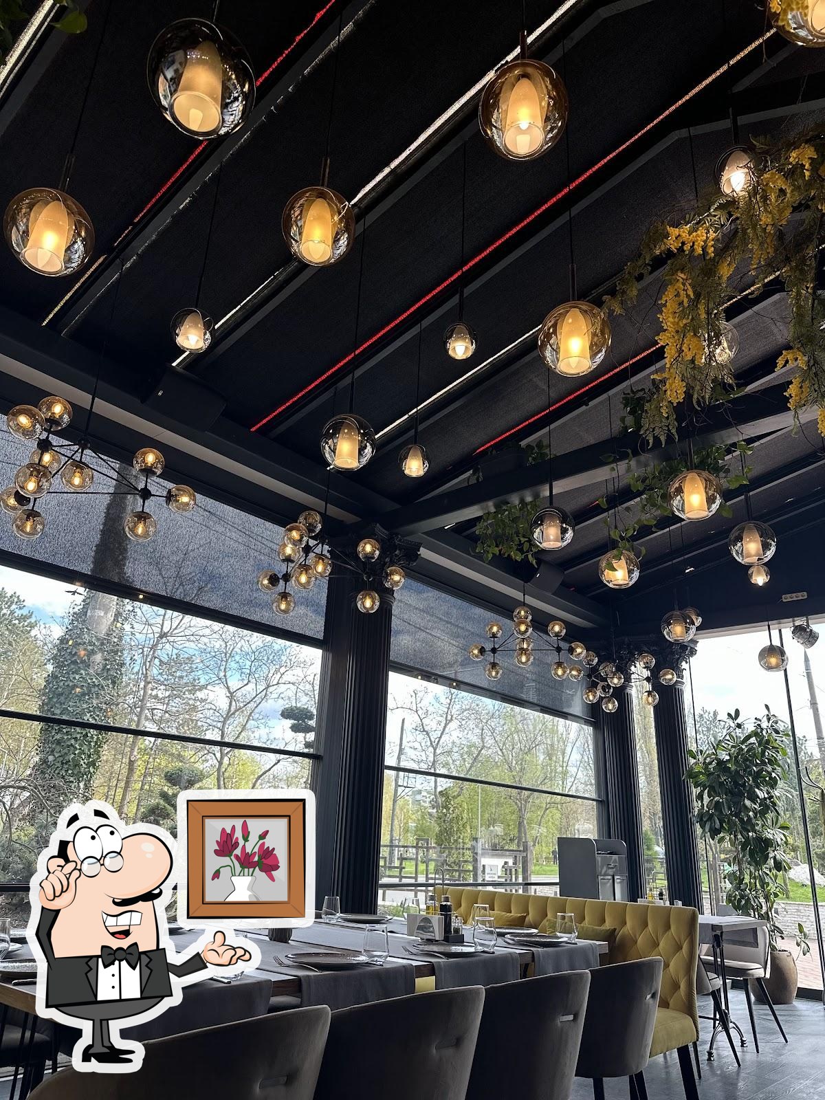 Интерьер "Gray Goose Garden".