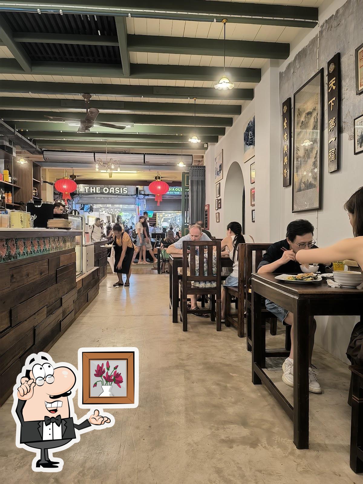 Интерьер "Kopitiam by Wilai".