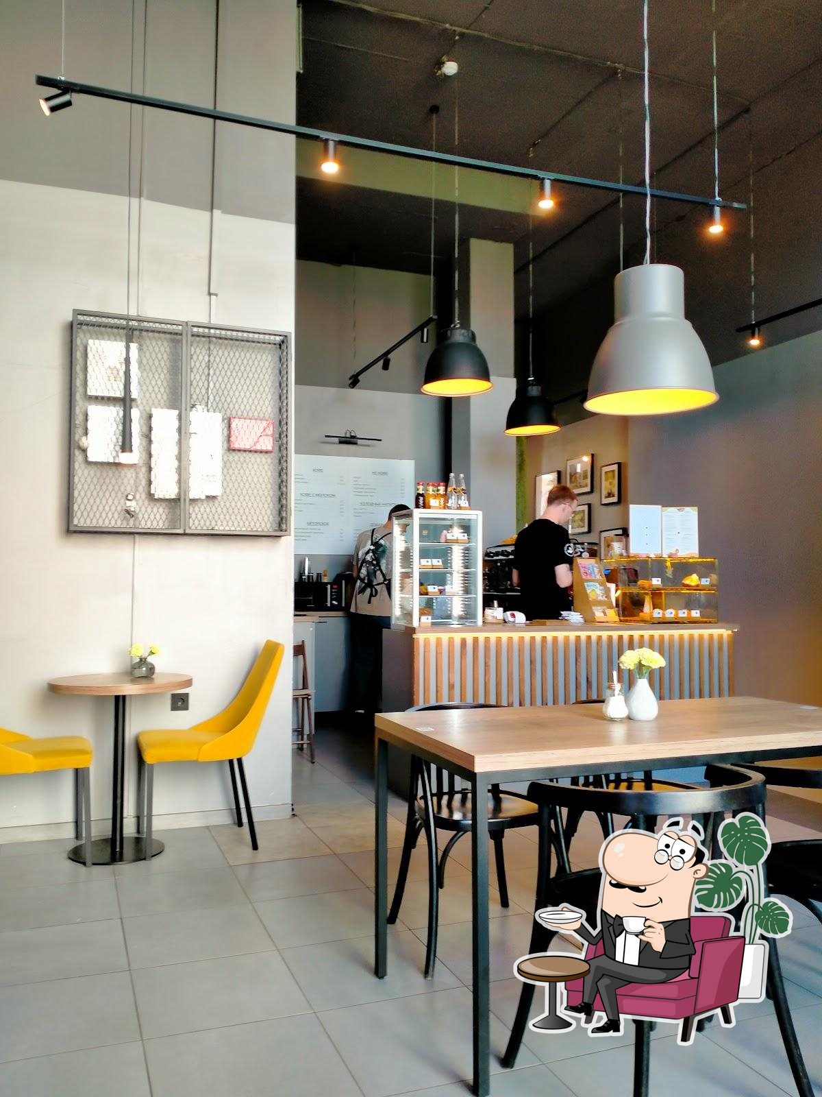 Интерьер "Varka Coffee".