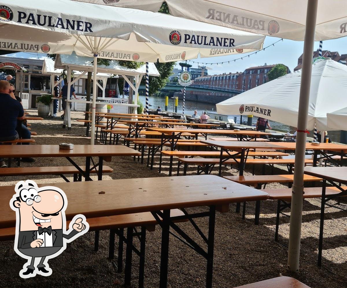 Забронируйте столик в "Paulaner's an der Schlachte".