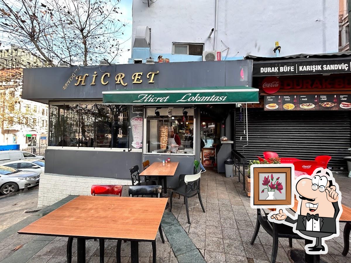 Забронируйте столик в "Hicret Yemek Salonu".
