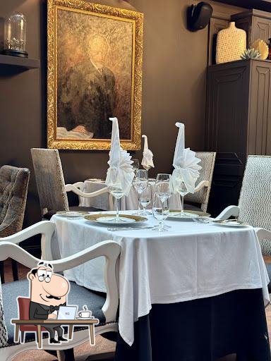 Забронируйте столик в "Restaurant Tchaikovsky".