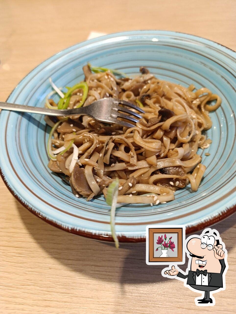 Забронируйте столик в "Луна-рыба".