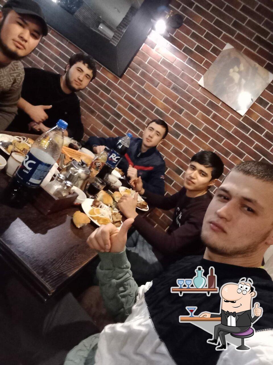 Посмотрите на внутренний интерьер "Самарканд".