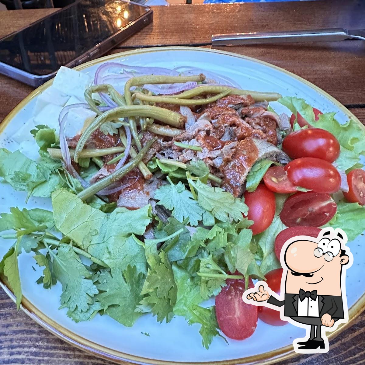 Посмотрите на внутренний интерьер "Пиратская станция".