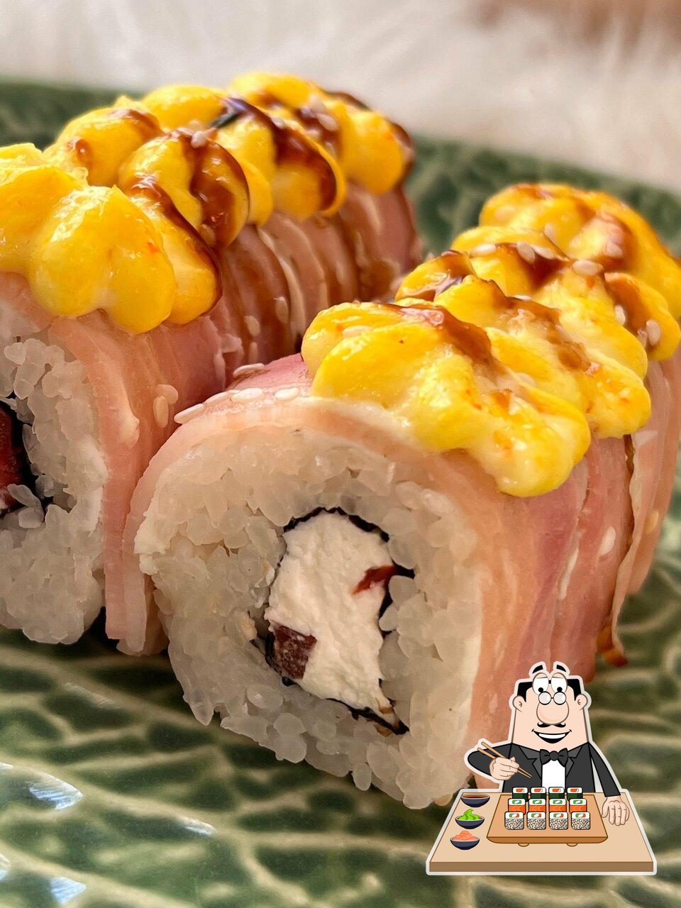 В "Wow rolls" вы можете заказать суши.
