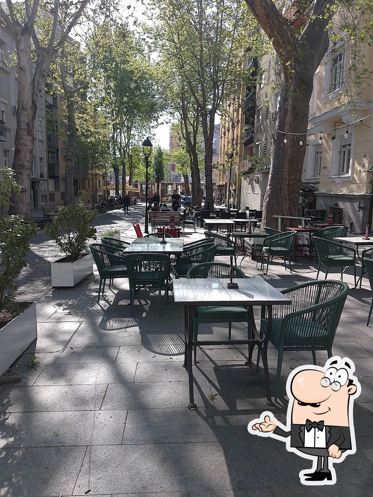 Забронируйте столик в "Tezga Bar Restaurant".