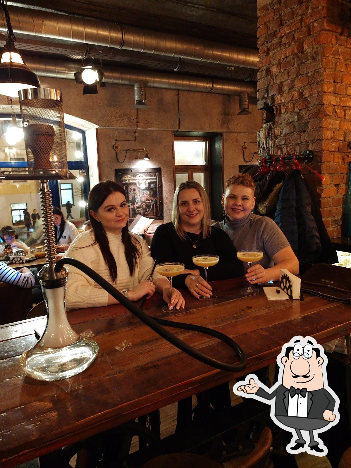 Интерьер "Facktory Bar & Hookah".