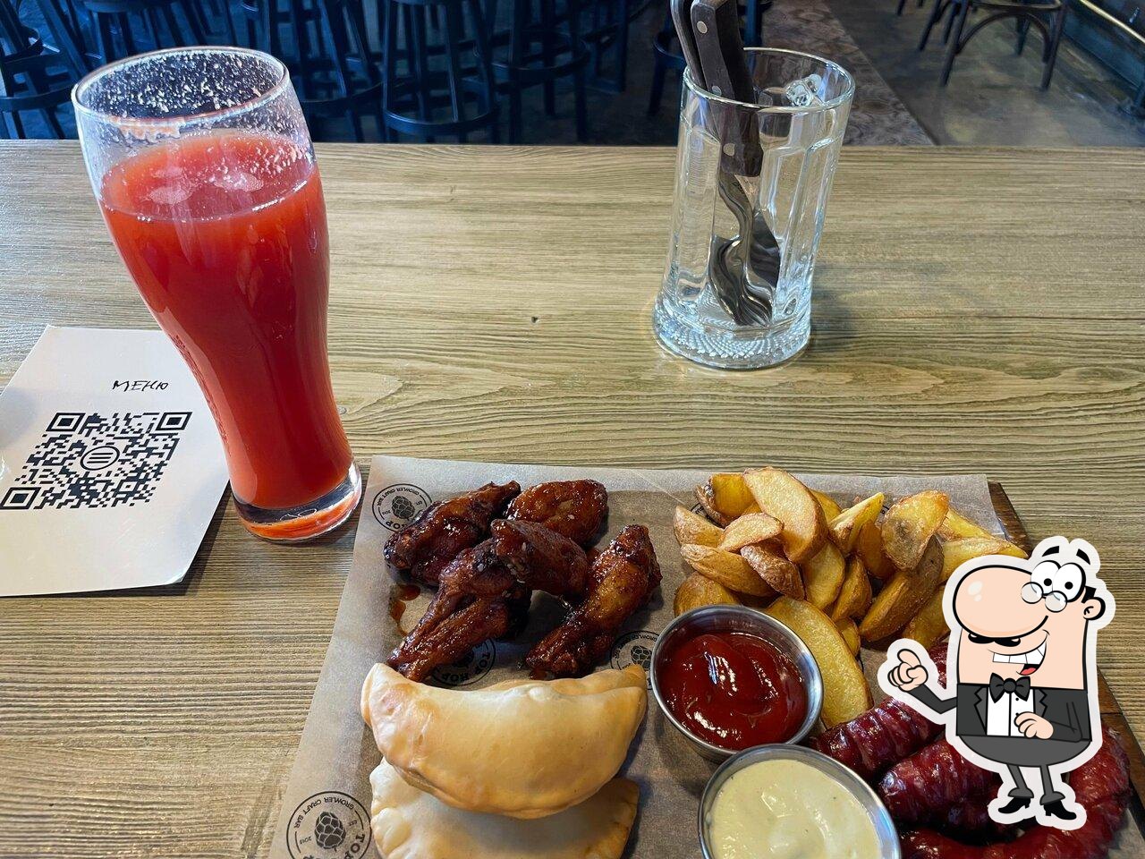 Посмотрите на внутренний интерьер "Топ Хоп".