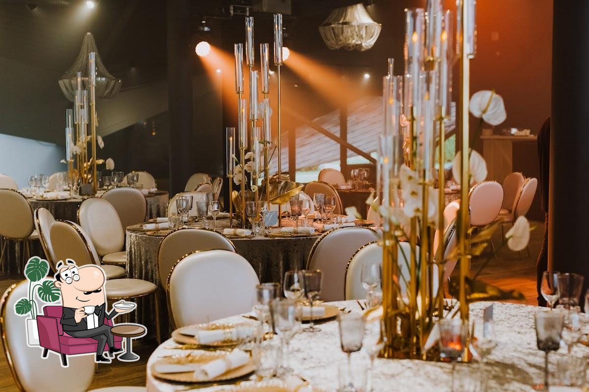 Интерьер "Royal Beach".