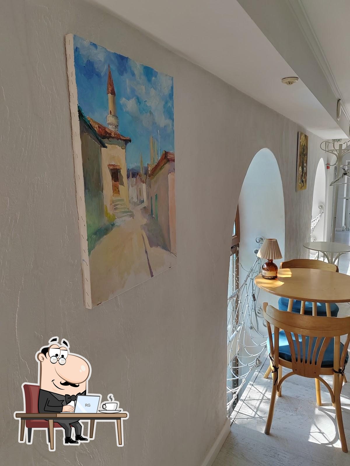 Интерьер "Арт-кафе Снежинка".