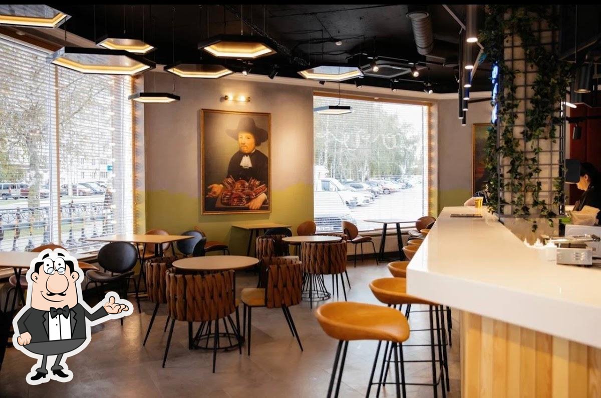 Интерьер "Мистер бургер".