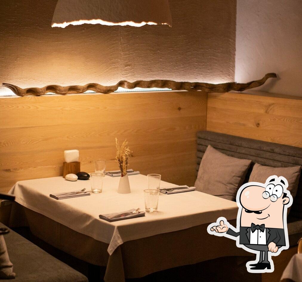Интерьер "Hands Bistro".