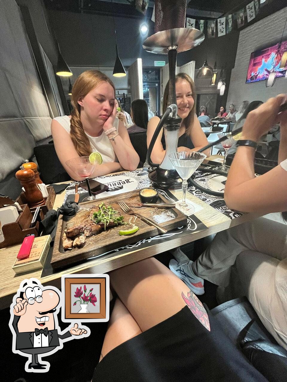 Забронируйте столик в "Beerloga-pub".