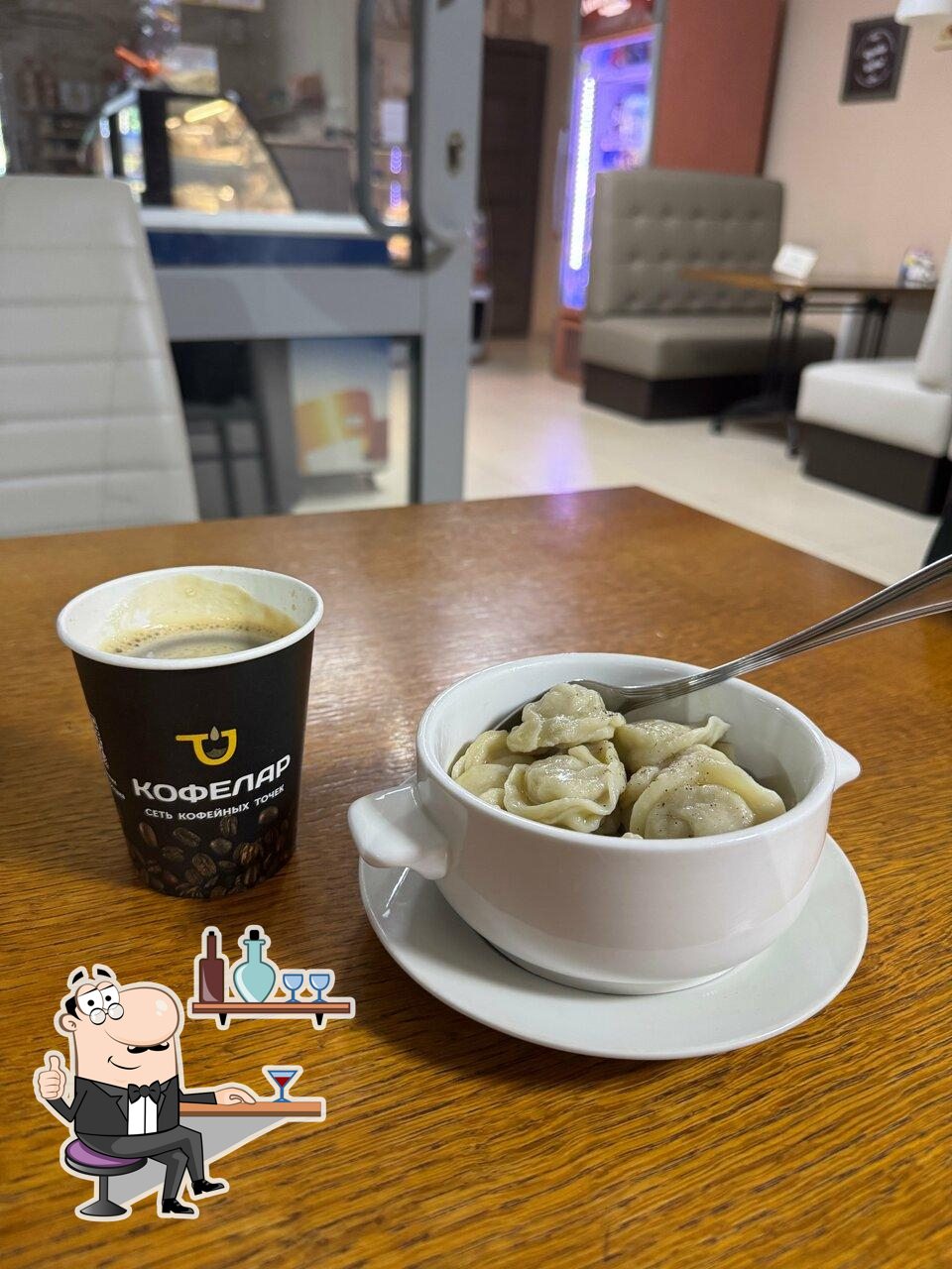 Забронируйте столик в "Лепим сами".