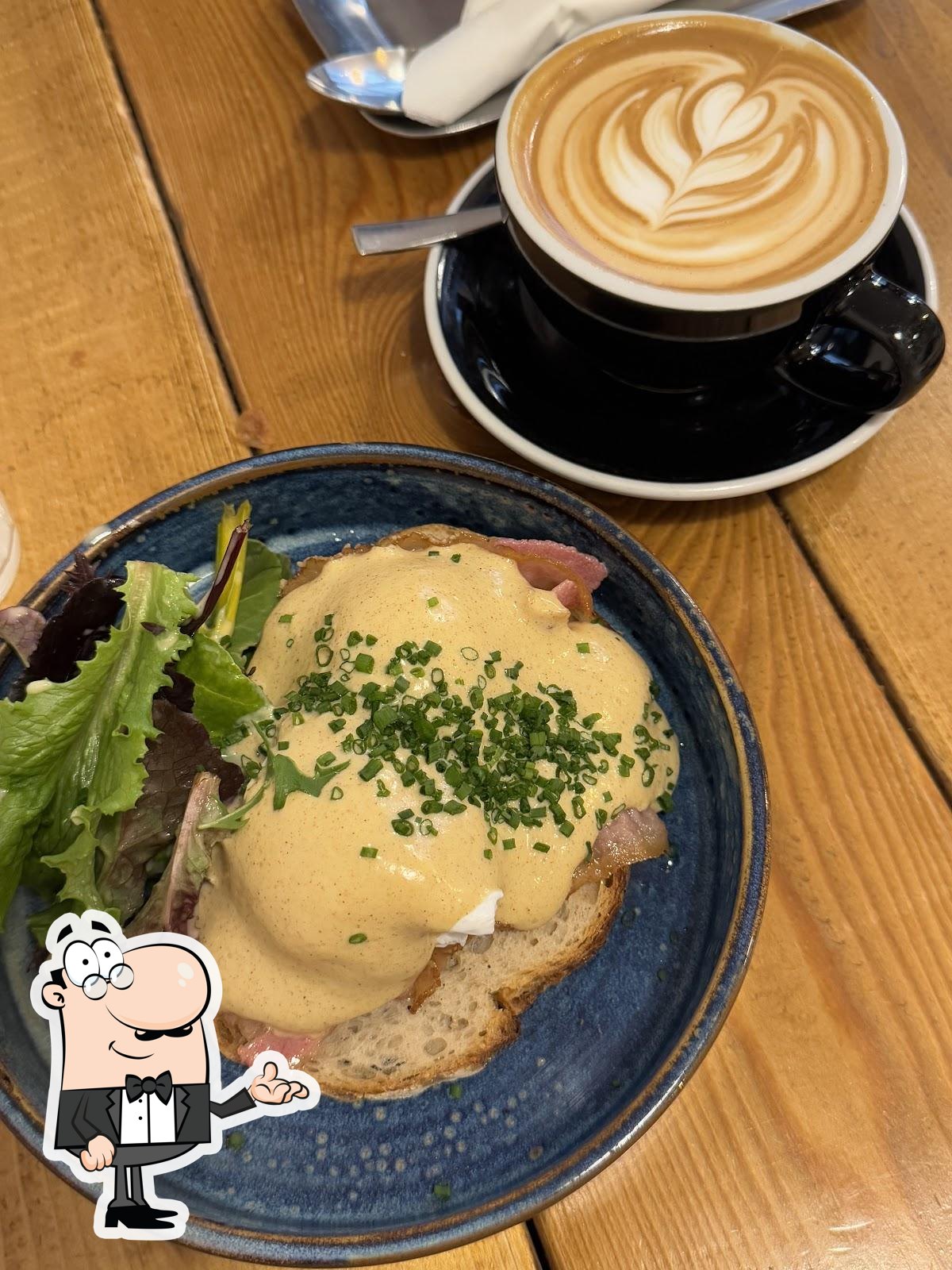 Интерьер "Double Shot Coffee & Brunch".