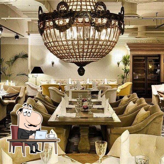 Интерьер "Ресторан «Гуси-Лебеди»".