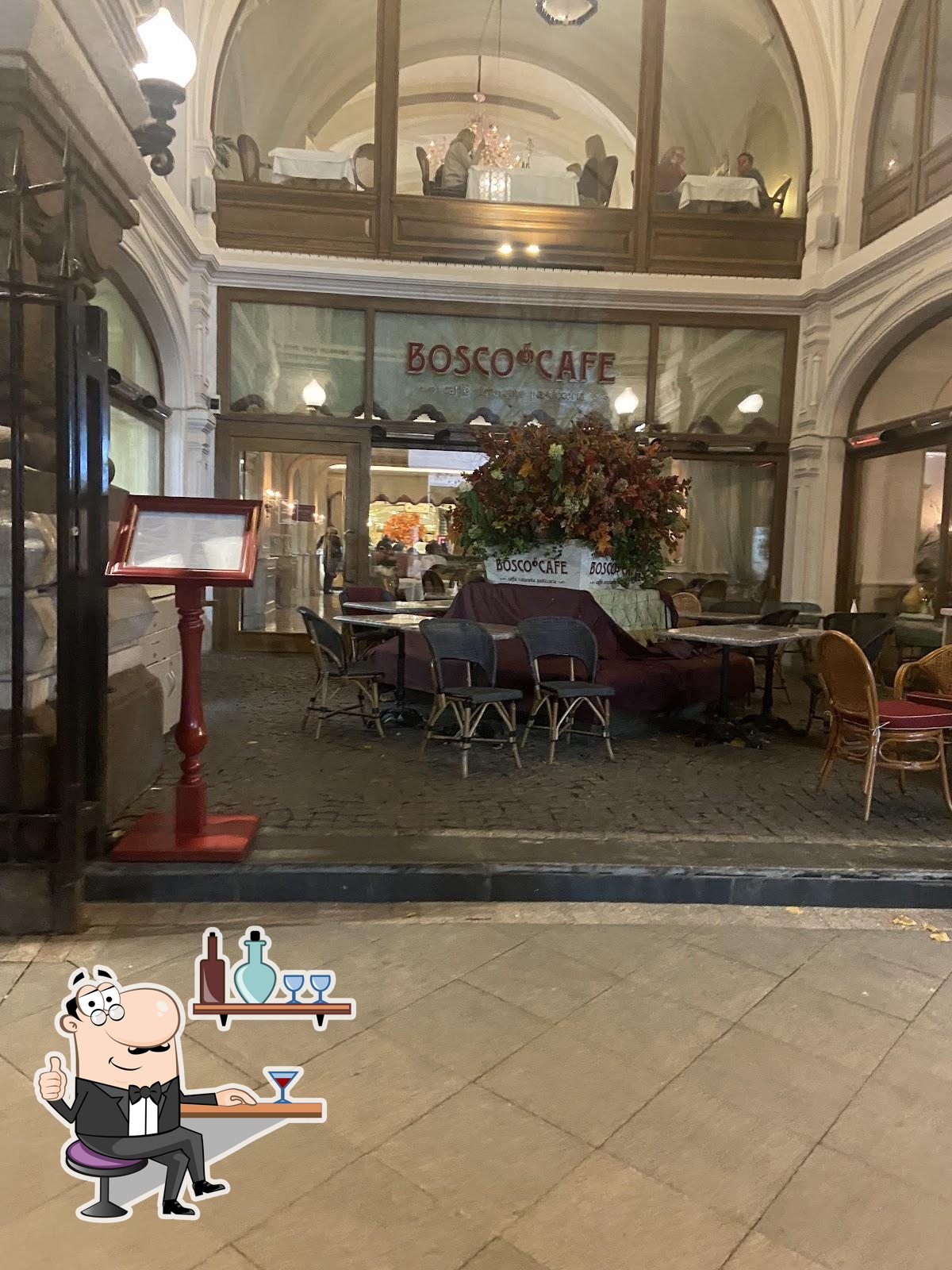 Интерьер "Bosco Cafe".