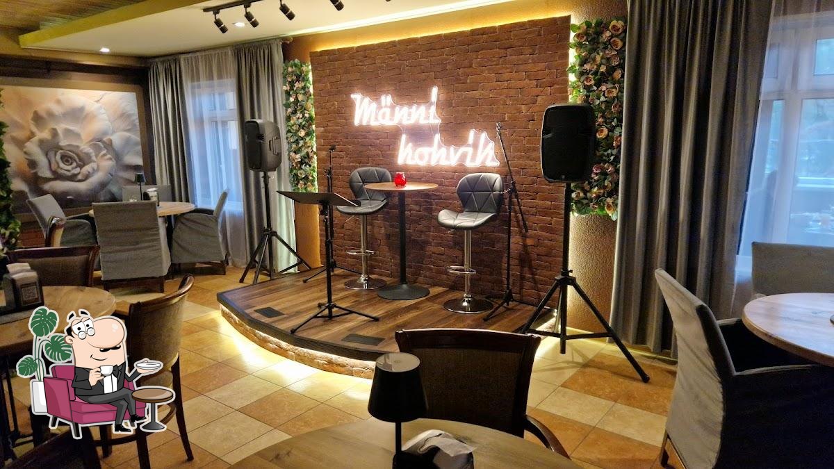 Интерьер "Männi kohvik Tallinn".