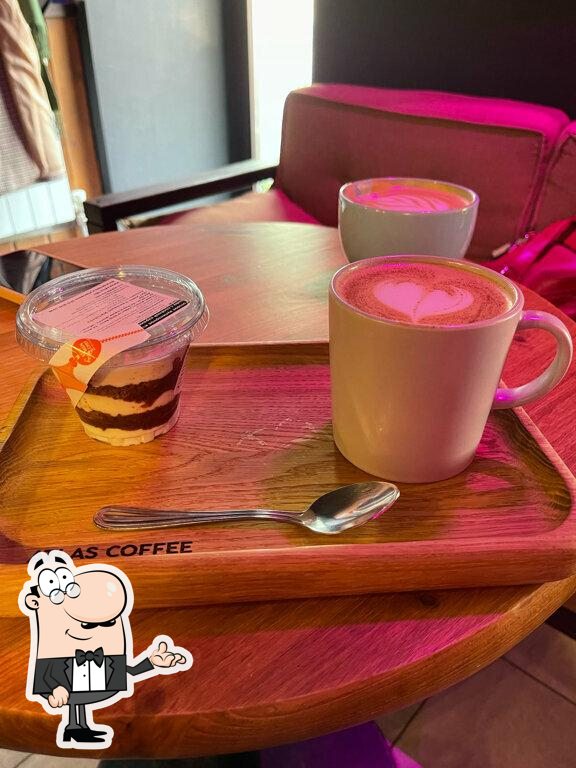 Интерьер "Atlas Coffee Crew".