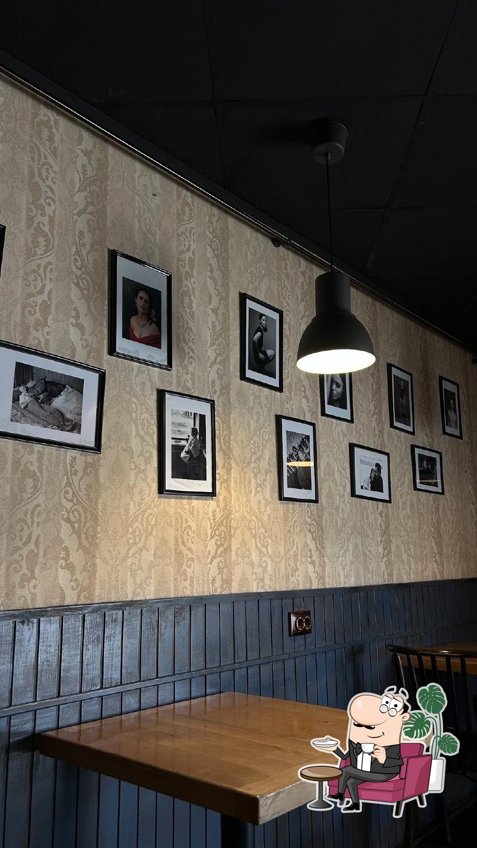 Забронируйте столик в "Coffee&Toast".