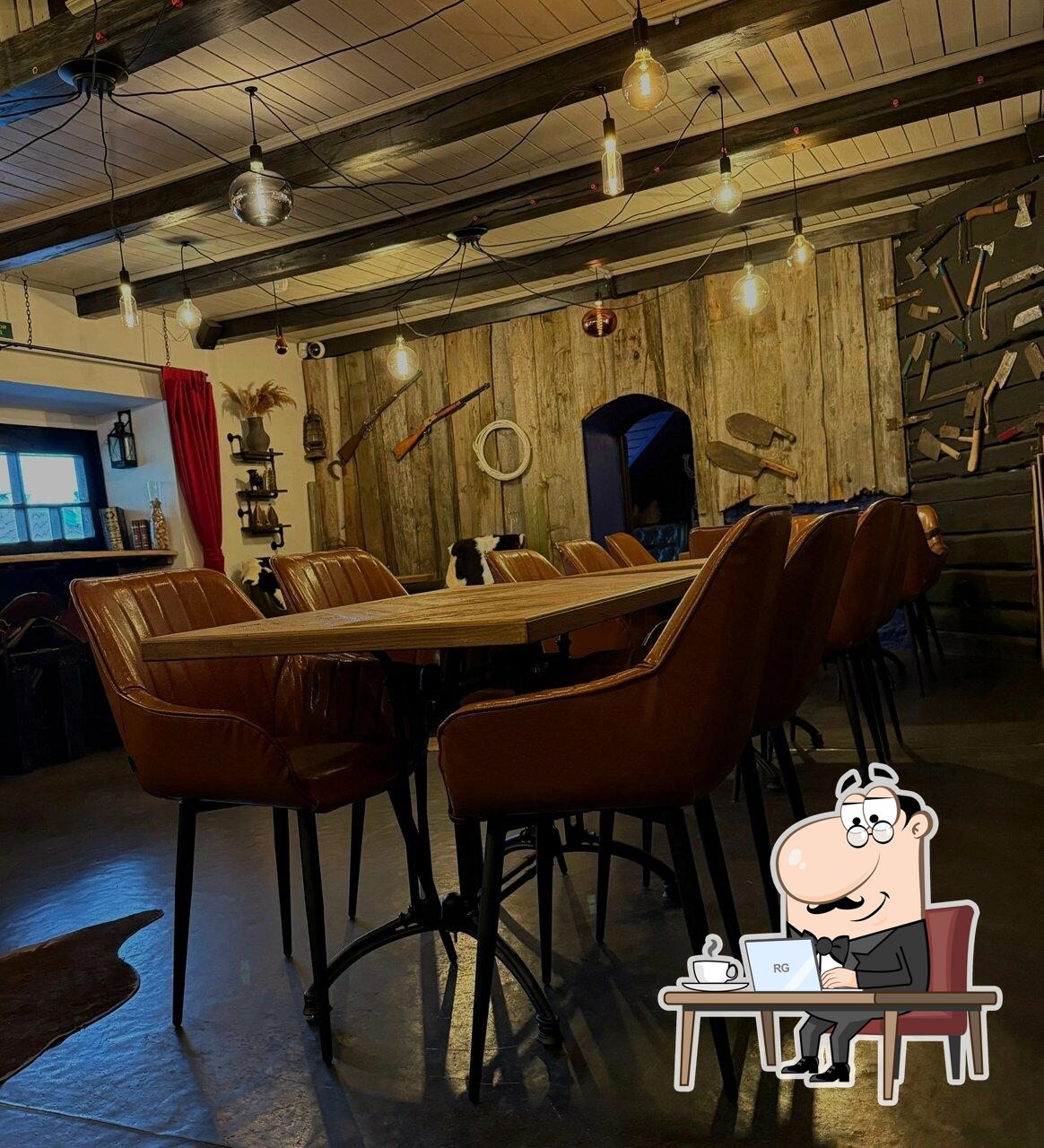 Интерьер "Black Bull&Bar".