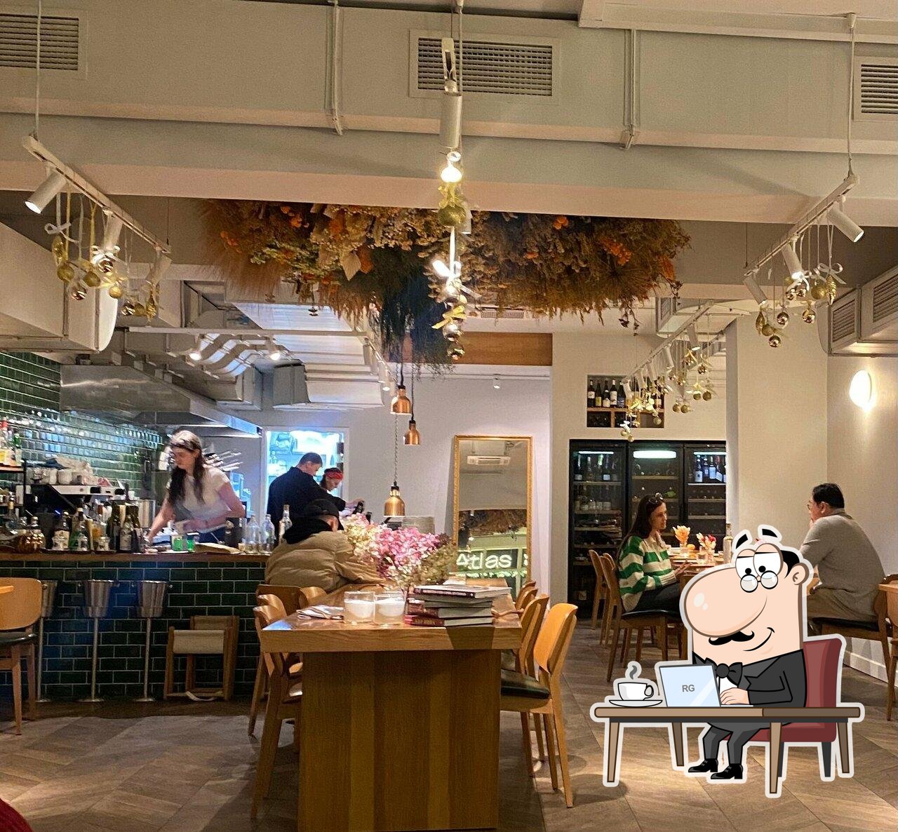 Забронируйте столик в "Atlas Vin Bistro".