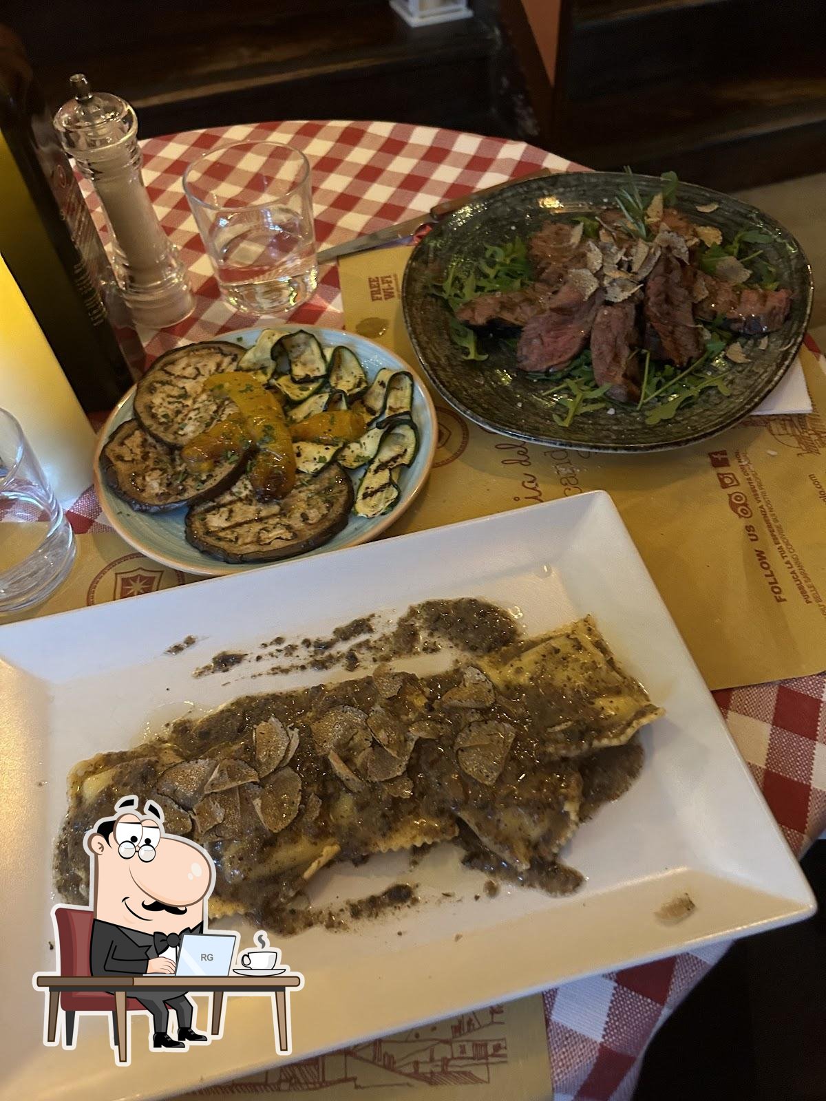 Забронируйте столик в "Osteria del Proconsolo".