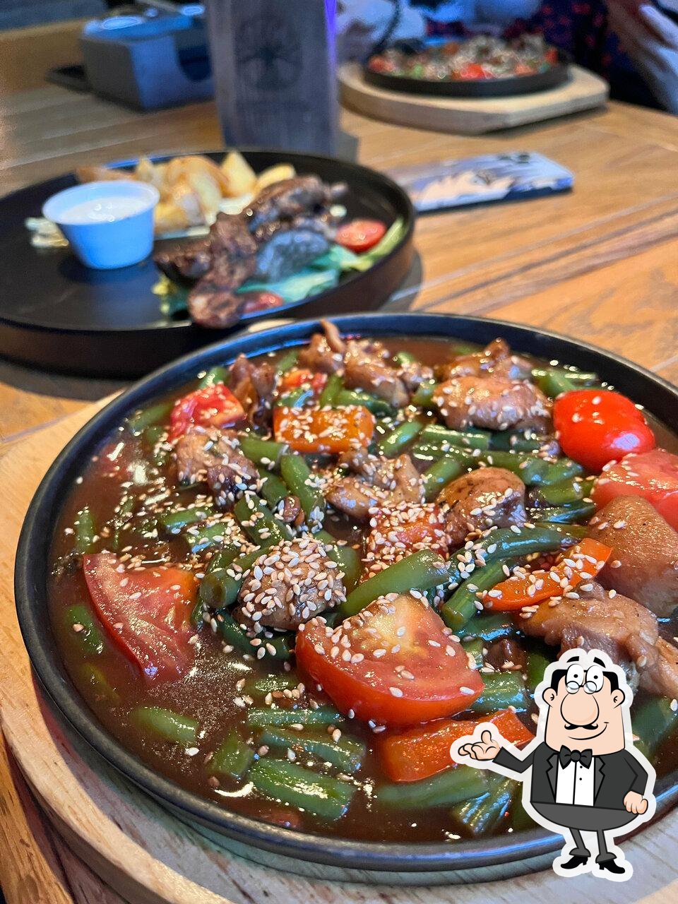 Интерьер "Mesto Grill".