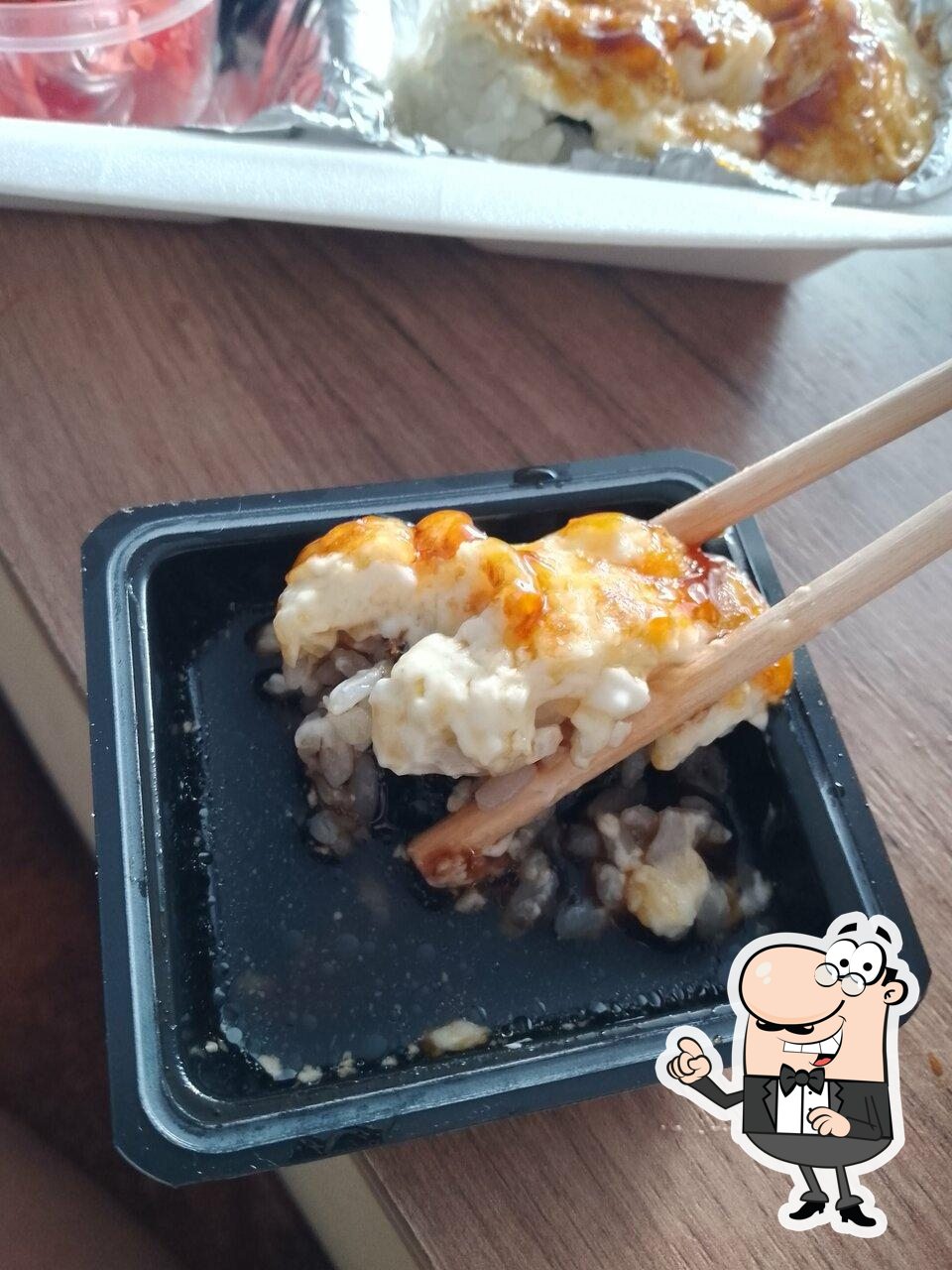 Забронируйте столик в "Суши Wok".