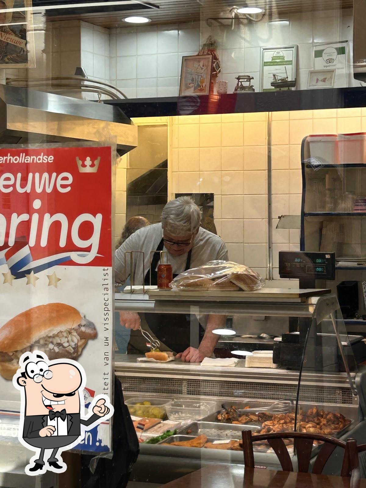 Посмотрите на внутренний интерьер "Rob Wigboldus Fishmonger".