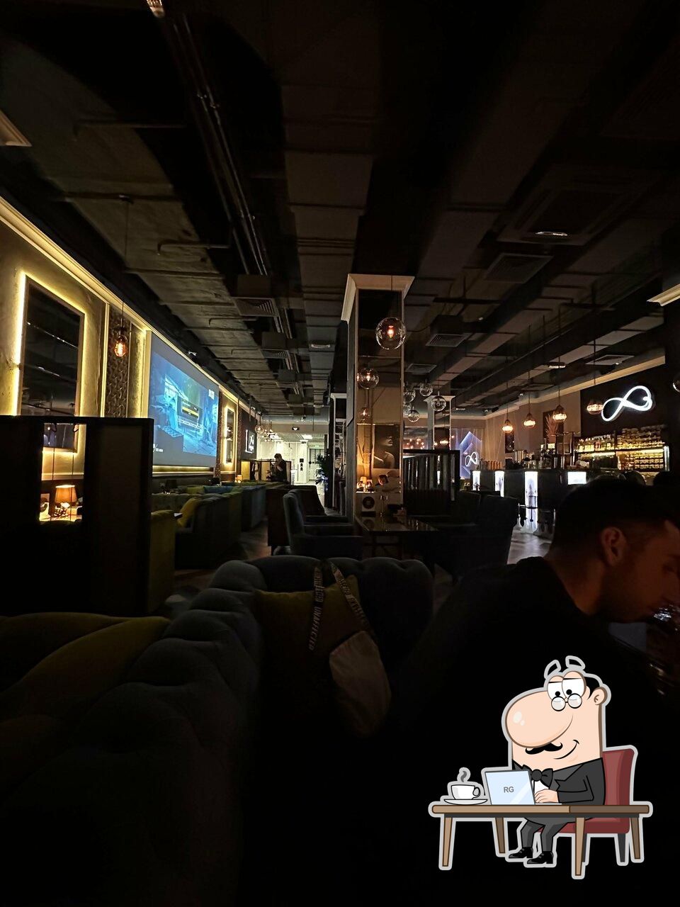 Интерьер "Endless Lounge Hookah Lounge Bar".