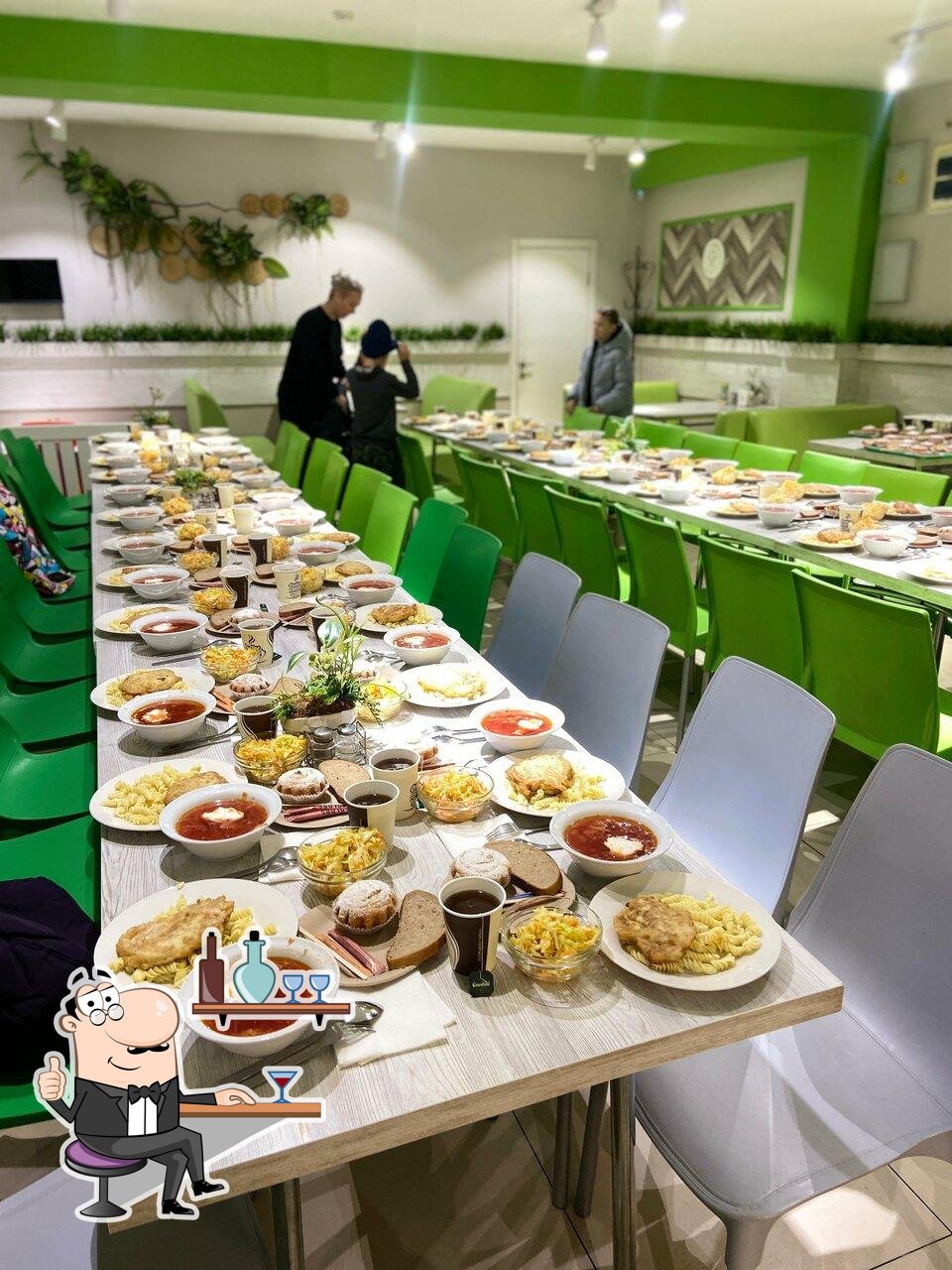 Забронируйте столик в "Тарелка".