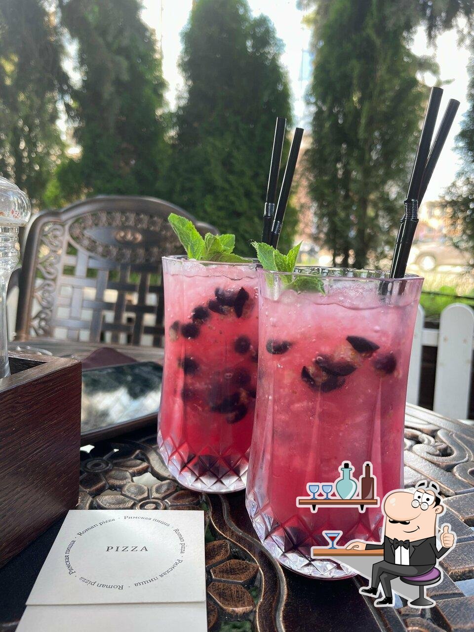 Забронируйте столик в "Big Pig".