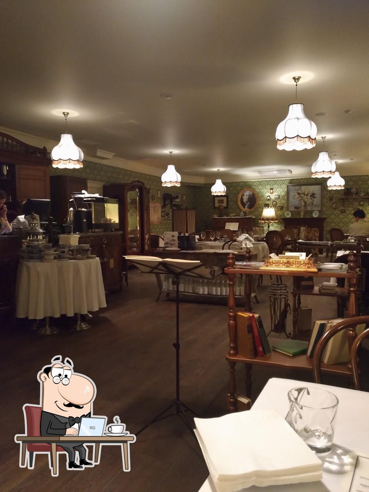 Посмотрите на внутренний интерьер "Северянин".